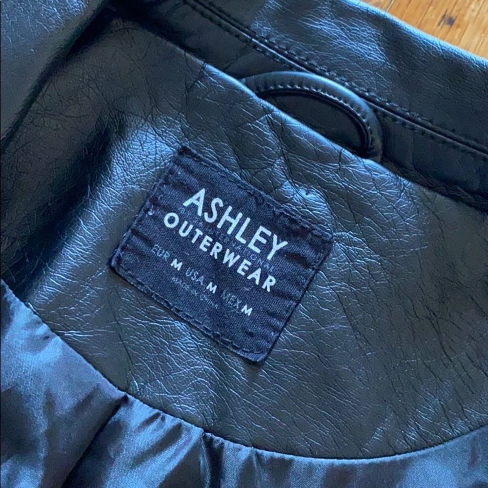 Ashley outerwear faux jacket EUC - Picture 5 of 5